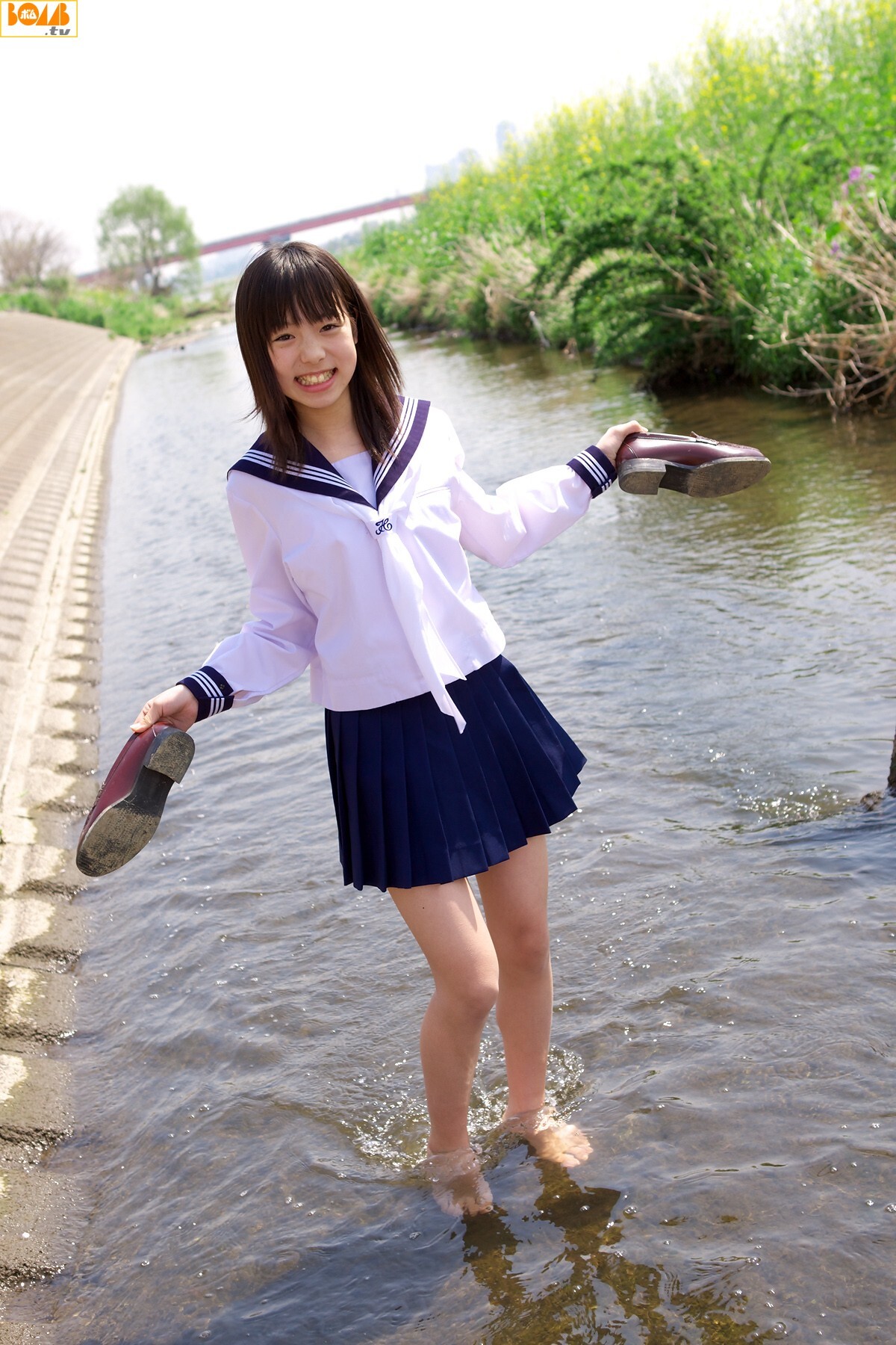 Nanako Niimi 新実菜々子 Bomb.TV 日本性感美人